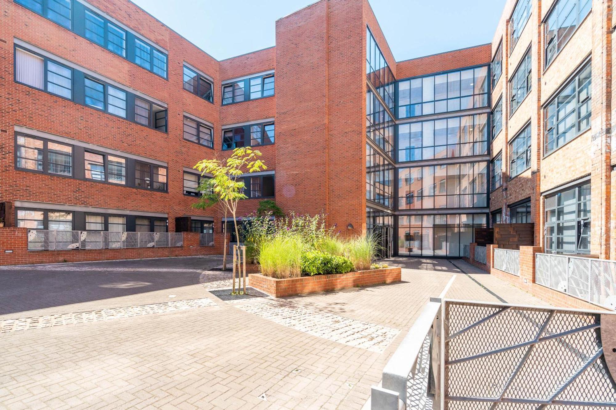 Centre - Cosy - Balcony - Free Netflix & Wifi 139k * Birmingham